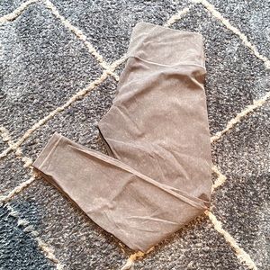 NWOT lululemon Leggings 28”